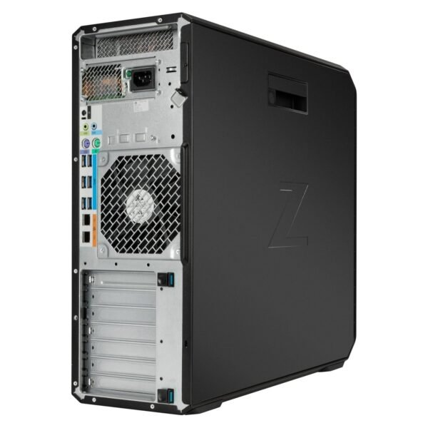 Imagen trasera de la workstation HP Z6 G4 reacondicionada, mostrando las conexiones de alto rendimiento, puertos de expansión y el diseño del sistema de refrigeración. Equipo usado, revisado y renovado para garantizar fiabilidad y rendimiento óptimo en tareas profesionales exigentes, disponible en JANSit.es.