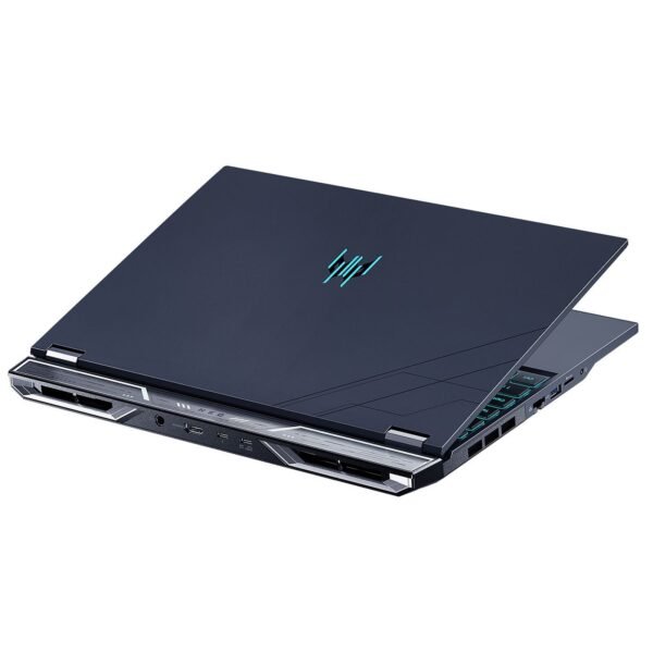 portatil acer predator helios neo JANSit imagem traseira aberto Vista trasera del portátil Acer Predator Helios Neo con la pantalla abierta, donde se aprecia el diseño del sistema de ventilación y las salidas de aire pensadas para mantener un alto rendimiento durante sesiones intensivas de juego o trabajo. Un portátil potente y moderno para gaming y creación de contenido, disponible en JANSit.es.