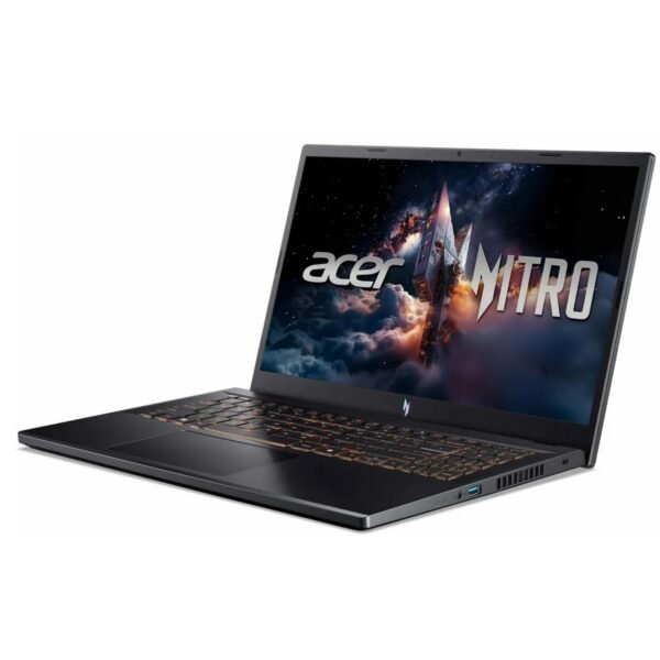Vista lateral derecha del portátil gaming Acer Nitro V 15 ANV15-52, mostrando parte del diseño del chasis y los puertos de conexión situados en este lado del equipo. Un portátil diseñado para ofrecer rendimiento sólido en gaming y tareas exigentes, disponible en JANSit.es.